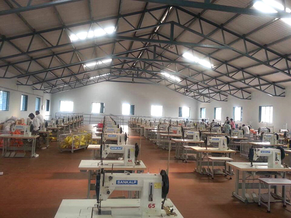 印度客戶購買60台GB801型特厚料縫紉機